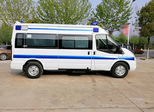 樟树市救护车出租